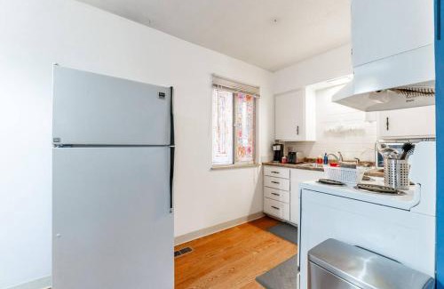 Short North Apartment | OSU - Heart of Short North -STEPS from High ST-OSU