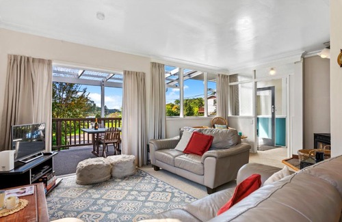 Okere Falls House | Otaramarae Retreat - Lake Rotoiti Holiday Home