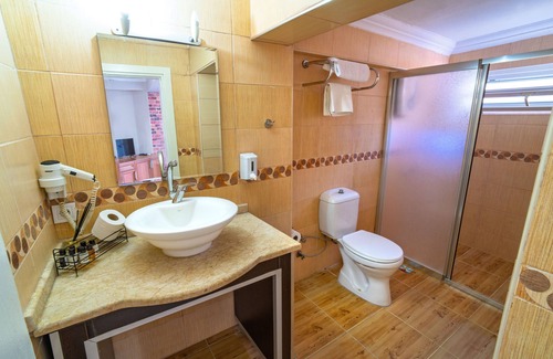 Sarimsakli Hotel | Otel Türk Evi