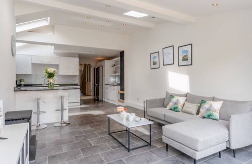 Cheltenham Cottage | Otley House - Cheltenham, Cotswolds