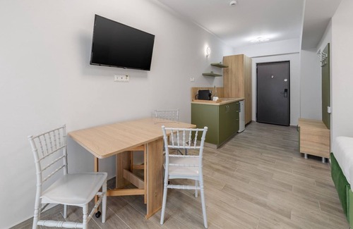 Bucharest Apartment | Otopeni Suites by CityBookings