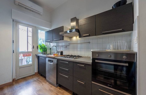Alba Apartment | OTR Apartment - Two Bedroom Apartment, Sleeps 4