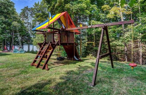 Three Lakes House | Otter Cove