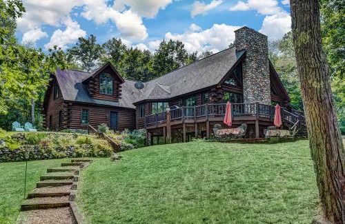 Three Lakes House | Otter Cove