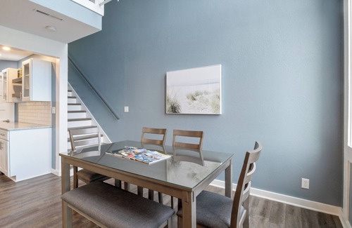 Lake Ozark Condo | Our Cove Retreat - Perfect for Wave-Free Swimming, Tanning & Prime Location Fun!