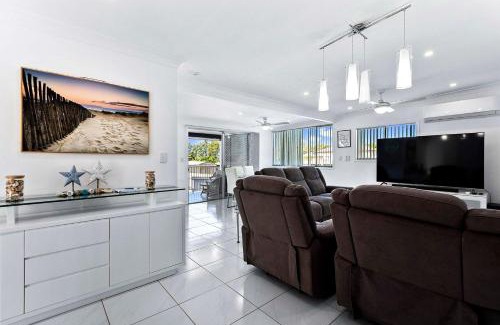 Traviston House | Our Happy Place at Burrum UP