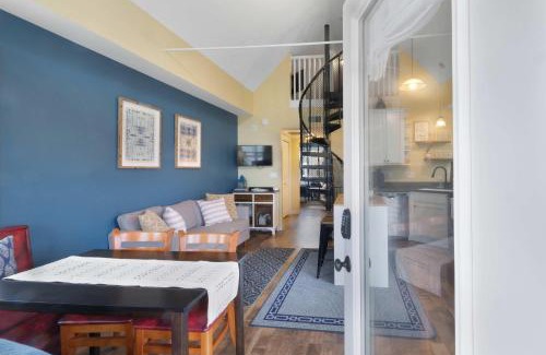 Ottawa House | Our Happy Place On The River