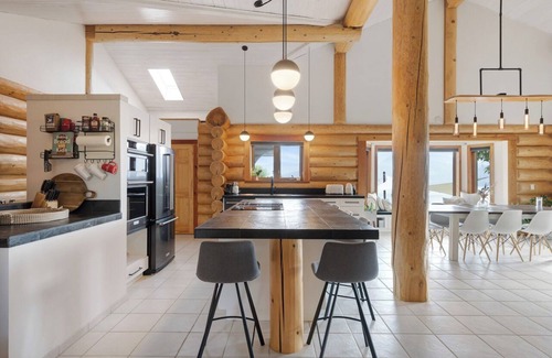 Okanagan-Similkameen House | Our Little Wine Farm - a luxurious vineyard estate with pool and lake views.