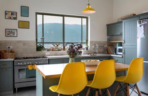 Tsiv'on Villa | Our Mount Meron Orchard - your perfect getaway