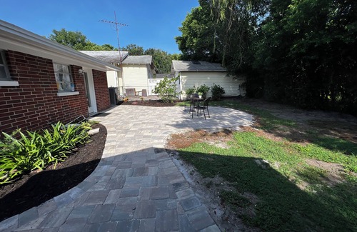 Lakeland House | “Our Nest” located in the historic Cumberland Biltmore district.