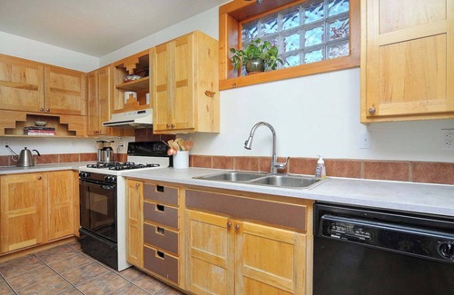 Salida House | Our sunny, solar-powered home is located on the biking path that leads to Salida’s quaint downtown