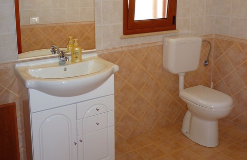 Misilmeri Villa | Our Villa is near a small Sicilian village with unrestricted views of the valley