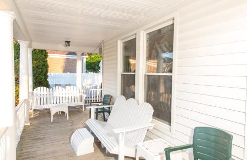 Port Clinton Hotel | OurGuest Inn & Suites Downtown Port Clinton