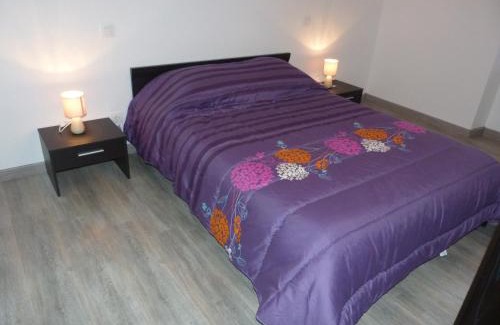 Belcastel Apartment | Oustal haut
