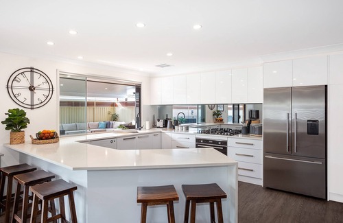 Tumbi Umbi House | Outdoor Entertaining; Pool & Outdoor Kitchen