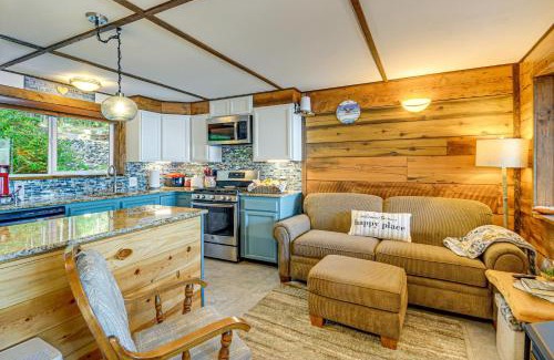 West Hills House | Outdoor Kitchen and Canal Views Cabin in Quilcene!