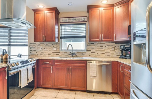 Clearwater House | Outdoor Oasis: Spacious Stay in Clearwater!