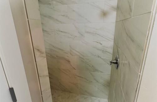 Ouray Hotel | Outlaw Inn Unit 1. Modern, newly remodeled unit. Steps from Main Street!