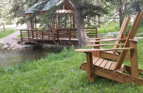 Cheyenne Crossing Cabin | Outpost Cabin With Sleeping Porch