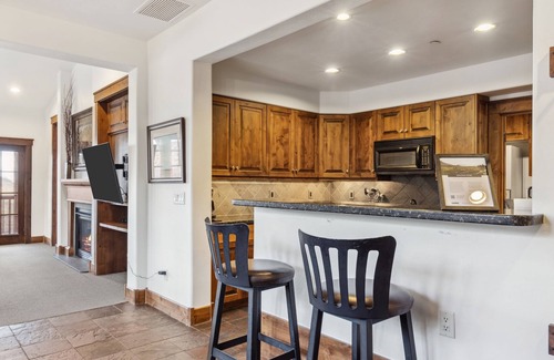 Jackson Condo | Outpost: Grand View 5130 - Air Conditioned!