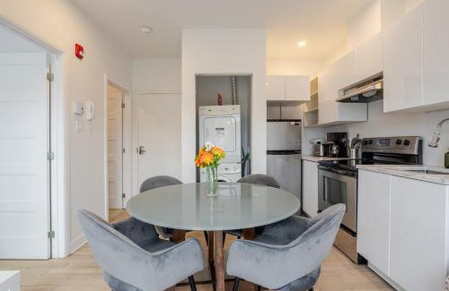 Ville-Marie Apartment | Outstanding 1BR village downtown MTL