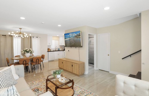 Mesa Verde House | Outstanding 2beds/2baths Home Close to Pier/Beach