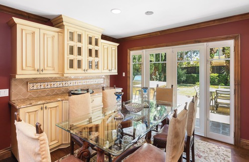 Westside Costa Mesa House | Outstanding Beach Home Right by Huntington Beach, 2 minutes driving