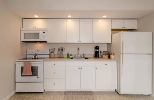 Juno Beach House | Outstanding Coastal Village Townhouse Close to Intercoastal & Beach