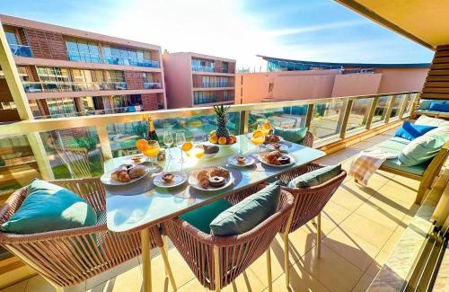Salgados Apartment | Outstanding Condo- Beach, Pool & Golf by BeCherish