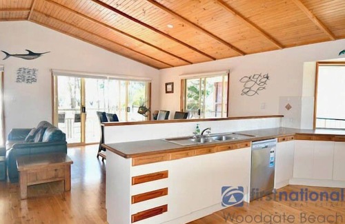 Woodgate House | Outstanding Ocean Views