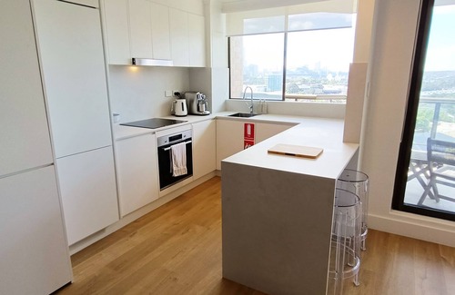 Darlinghurst Apartment | Outstanding Opera House & Harbour Bridge Views