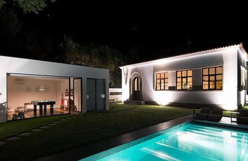 Gouvaes Villa | Outstanding Pinhao Villa 4 Bedrooms Villa Gouva Pool Table Stunning Valley Views