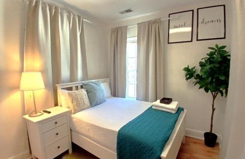 West Hyattsville Bed & Breakfast | Outstanding Private Room in Washington DC