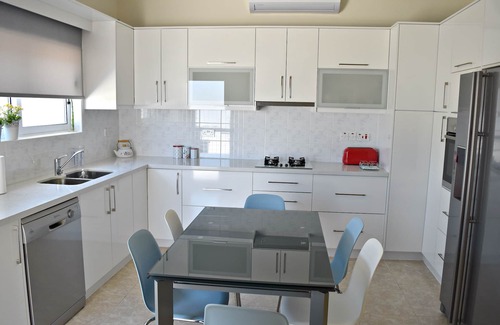 Argaka Villa | Outstanding Sea Views -Argaka Stunning 3 Bed Bungalow -Heated Infinity pool Wifi