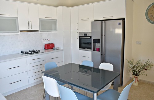 Argaka Villa | Outstanding Sea Views -Argaka Stunning 3 Bed Bungalow -Heated Infinity pool Wifi
