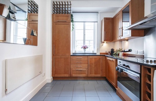 London City Centre Apartment | Outstanding Trafalgar Square Penthouse