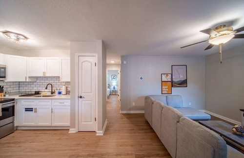 East Ocean View Apartment | OV 15th Bay - Solis Suite