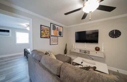 East Ocean View Apartment | OV Mosaic - Topaz Suite