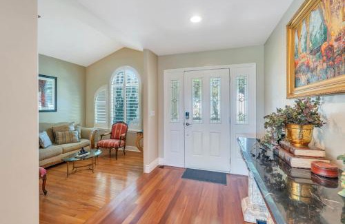 Riverton Apartment | Over The River