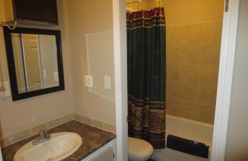 Chase Hotel | Overlander Motel