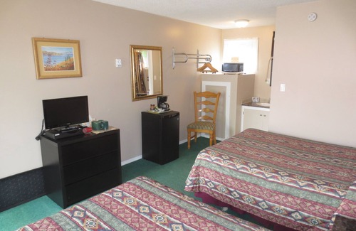 Chase Hotel | Overlander Motel