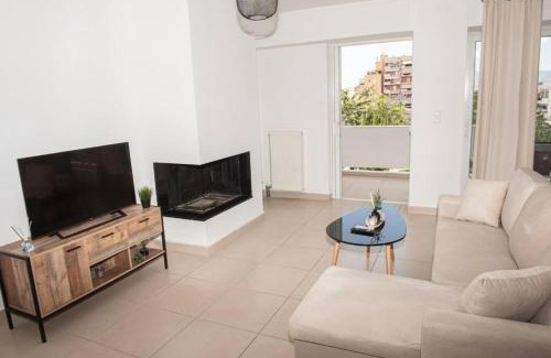 Keratsini-Drapetsona Apartment | Overlooking park flat close to the Piraeus Port-(DRAP-A7)