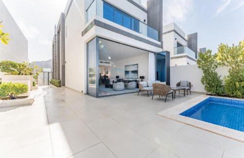 Sharm Villa | Overlooking Pool & Sea Views Villa with BBQ Facility, Sharm - Al Dana Villa, Al Dana Island by Deluxe Holiday Homes