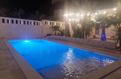 L'Assunta Villa | Overseas Pool Villa