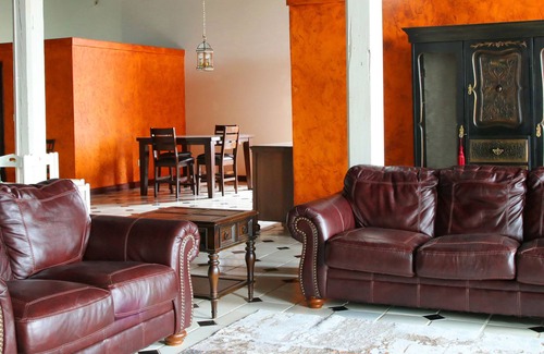 Denison House | Oversized loft