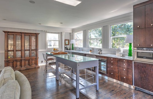 Bridgehampton House | Oversized Rooms, Outdoor Living Spaces, Close to Ocean