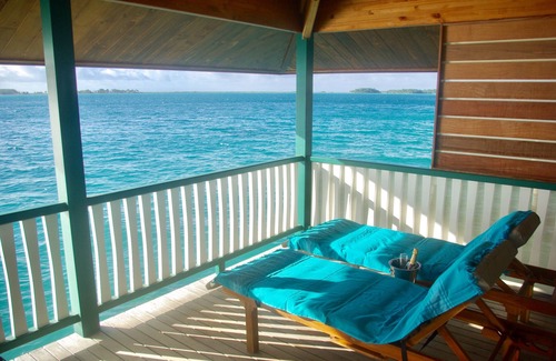 Bora Bora House | OVERWATER BUNGALOW N ° 3