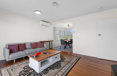 Owhata House | Ōwhata Retreat - Rotorua Holiday Home