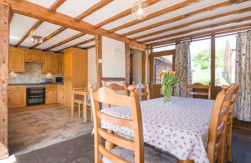 Woolhope Cottage | OWL BARN, pet friendly, with hot tub in Woolhope