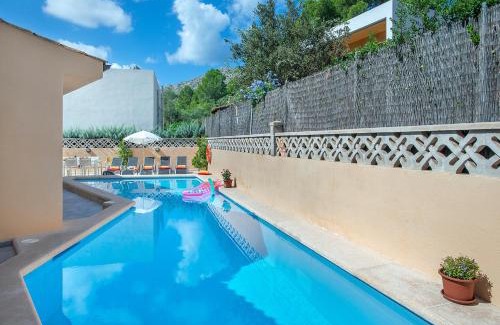 Cala San Vicente Villa | Owl Booking Villa Tonieta- 10 Min Walk to the Beach